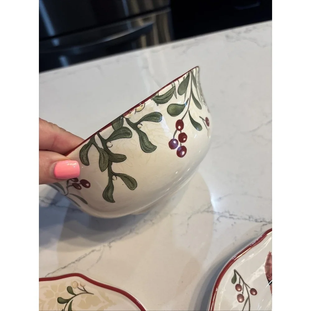 Better Homes And Garden Heritage Winter Forest Mistletoe 1 Bowls & 2 Salad Plate